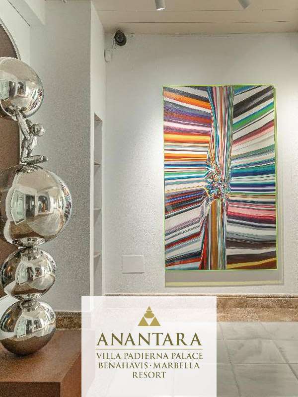 Anantara Villa Padierna presenta una nueva exposición de arte junto a la artista Cristina Iturrioz